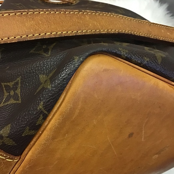 Louis Vuitton Monogram Noe Petit - Picture 5 of 11